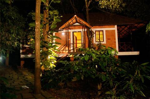 Coffee Acres Plantation Resort Kalpetta Exterior photo
